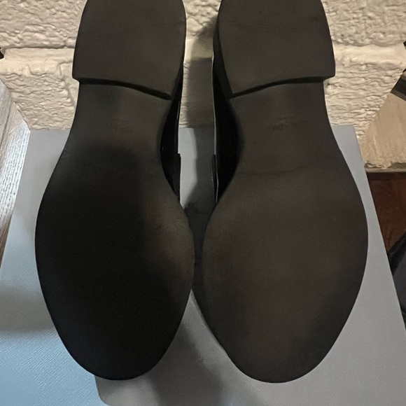 Prada Chocolate Patent Calfskin Loafers. Like new- in box. Black. Size 8.5. - Picture 11 of 14